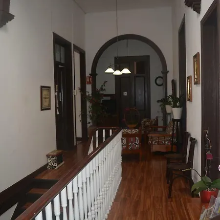Pensión Casa Colonial Cejas